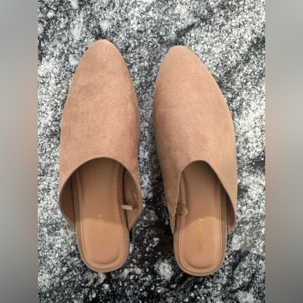 Suede mules